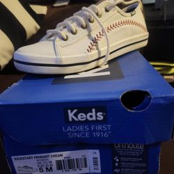 Kickstart Pennant Cream Tennis SizeS 5