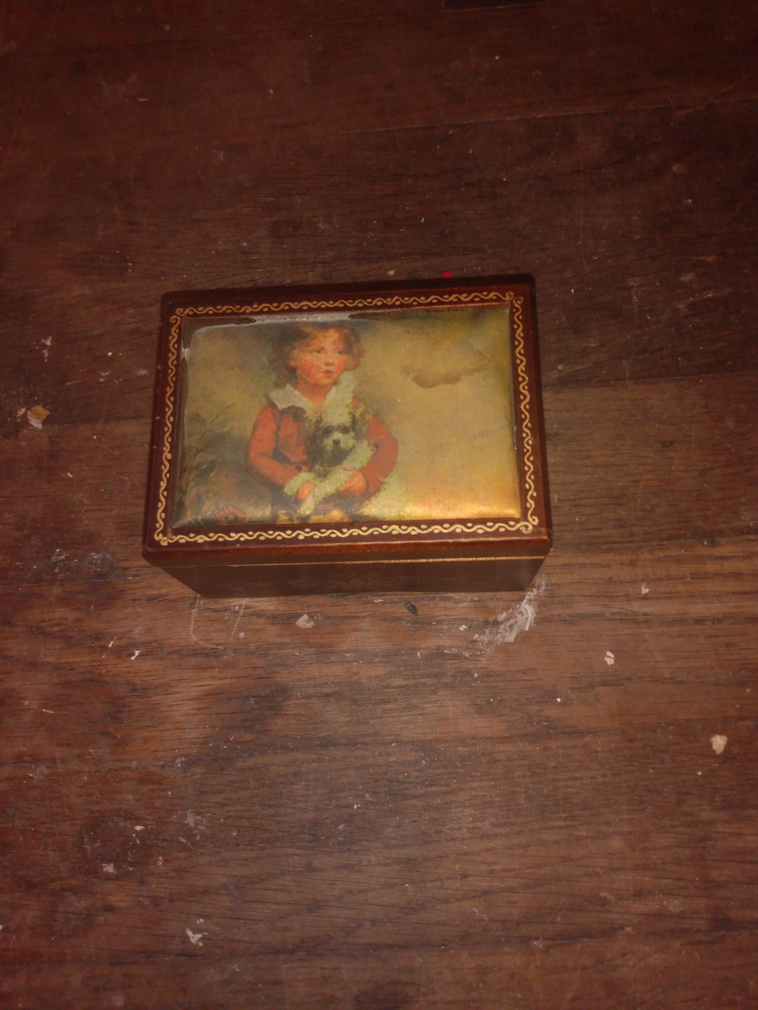 Vintage jewlrey box