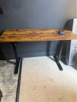 electric rising desk