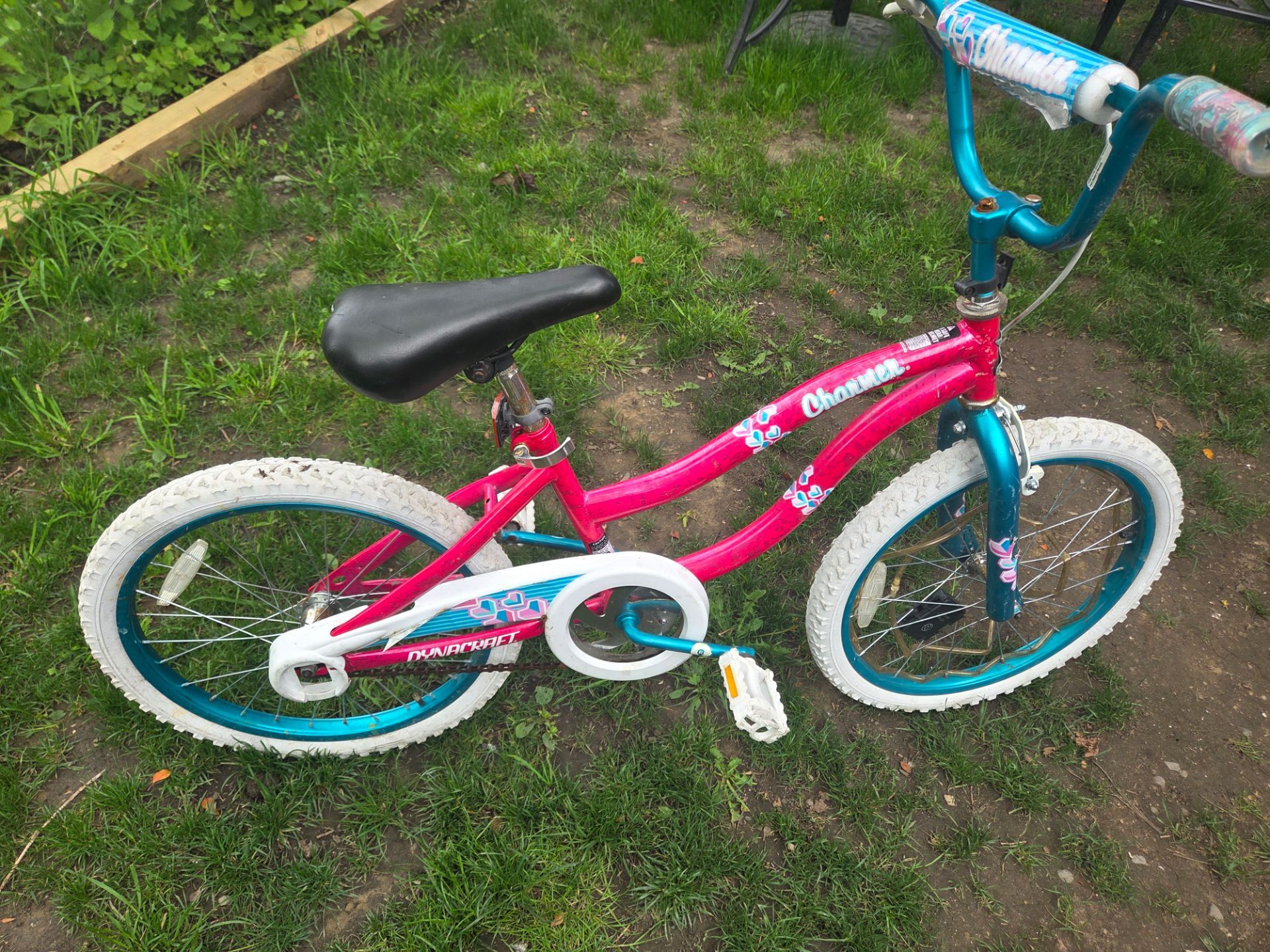Girls bike