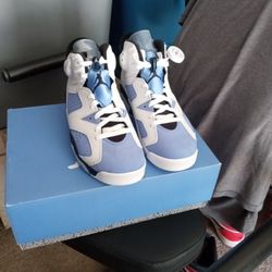 Jordan 6 Retro UNC Size 9 , DS Brand New Never Worn. OBO