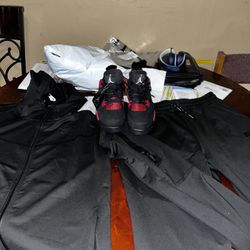 Nike Tech Fleece Pants Included Shoes, Not