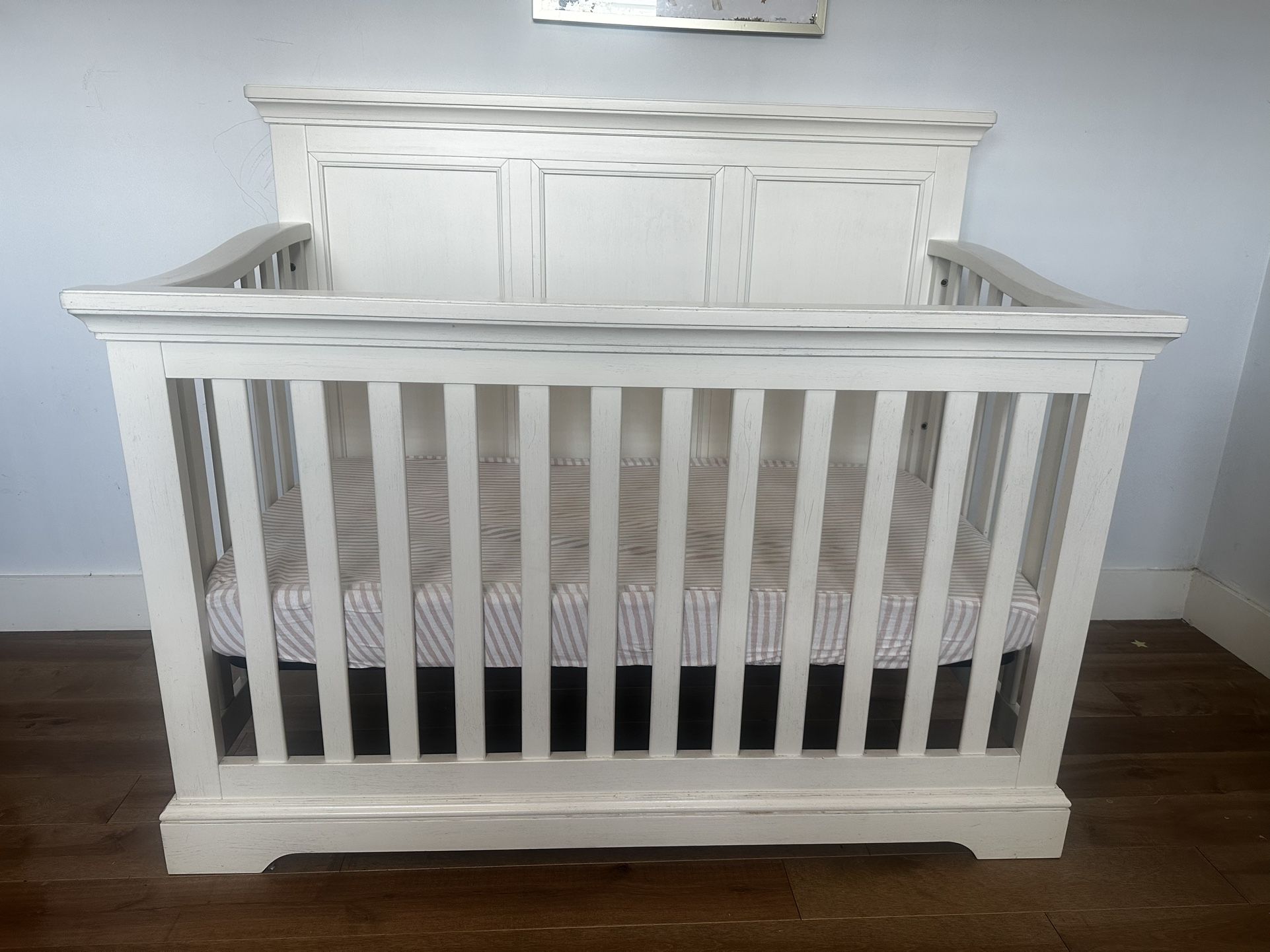 Westwood Design Hanley Convertible Crib Westwood Design Hanley Bed