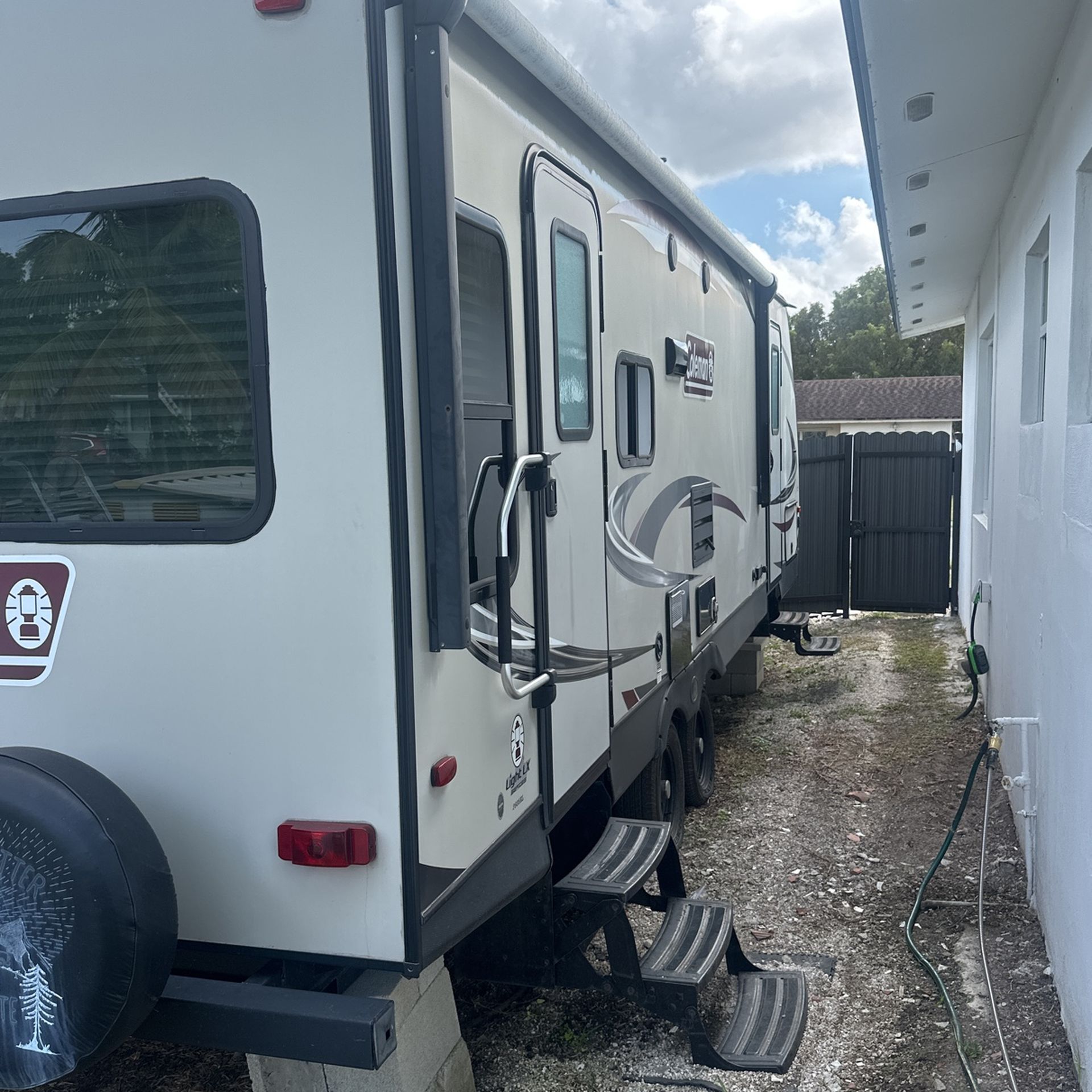 RV 29” COLEMAN Año 2019 Acepto Cambios