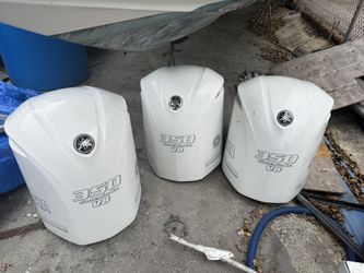 3 Yamaha 350 V8 Engine Covers