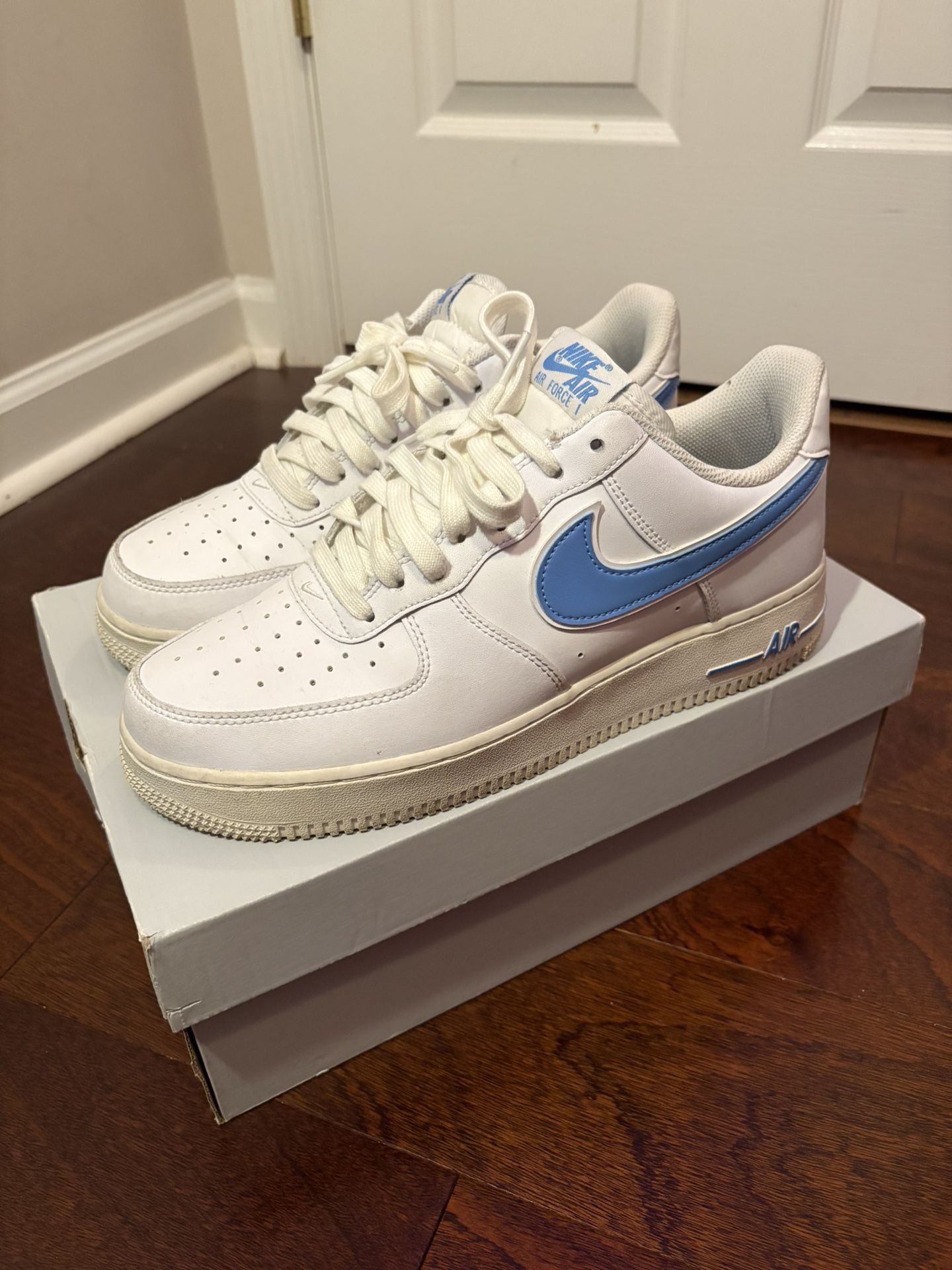 Nike Air Force 1s ‘07 3 University Blue and White. Size 9 Men’s