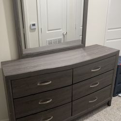 King Size Bedroom Set-grey(negotiable)