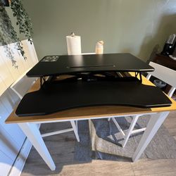 Adjustable Desk Riser 
