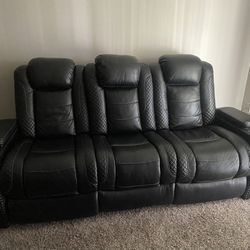 Leather Couch ( Good Condition)!!!! $150 Or Best Offer 