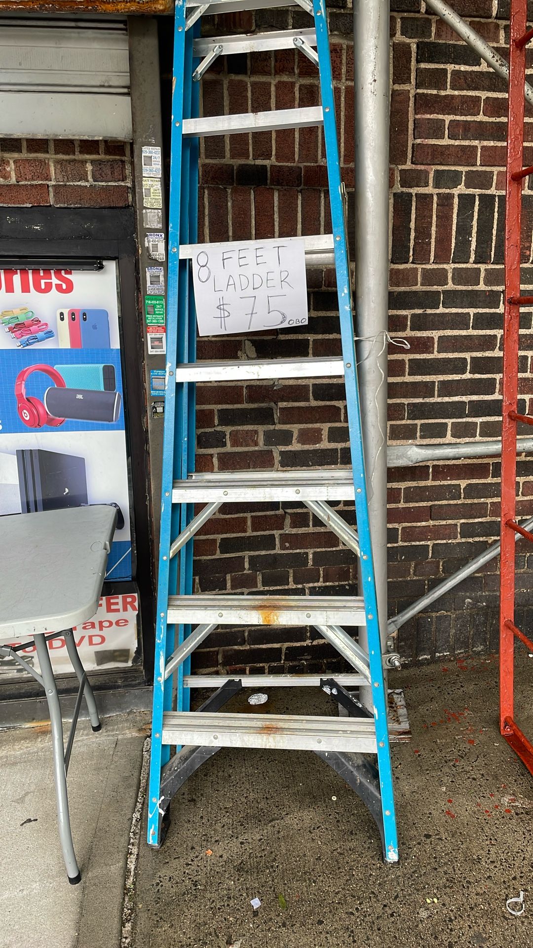 Werner 8feet Ladder 250lbs $75 Obo