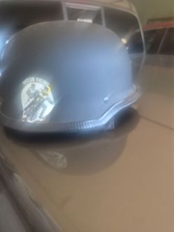 Vendo este casco en  solo personas serias gracias