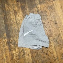 Grey Nike Shorts Size L 