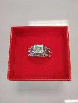 10k White Gold Ring 6.3g