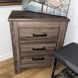 Night Stand With USD Cord