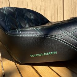 Saddlemen Sportster 2 Up Seat 
