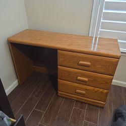 Free Desk