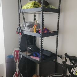 Adjustable Open Shelves 