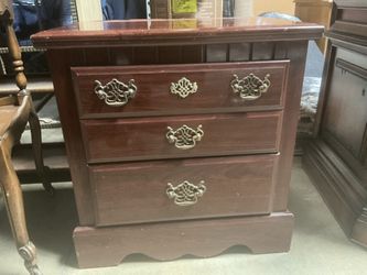 Set Of 2 Nightstands
