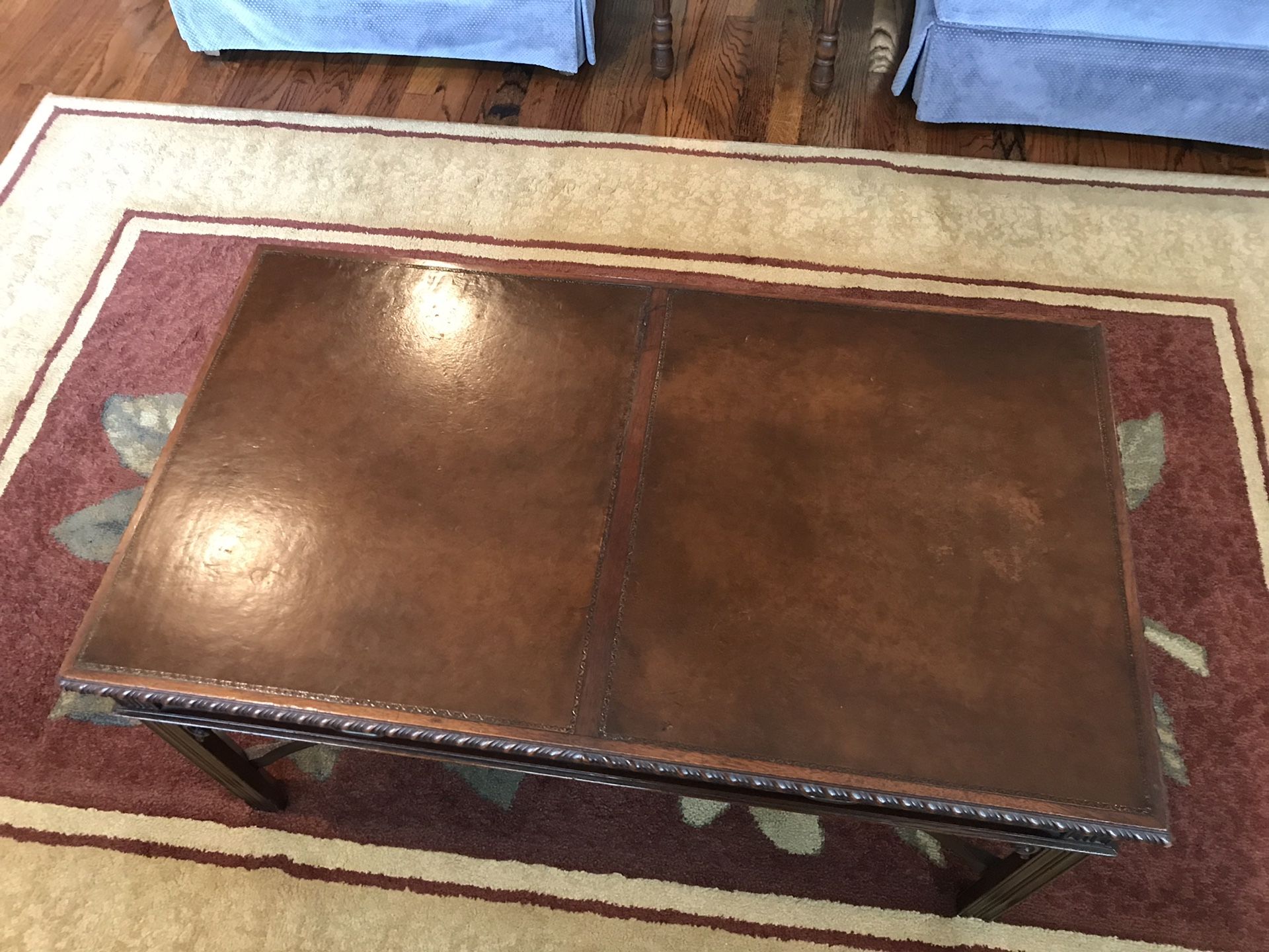 True Grand Rapids Antique solid Mahogany Coffee Table for Sale in