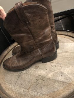 Men’s Ariat Boots 11 EE