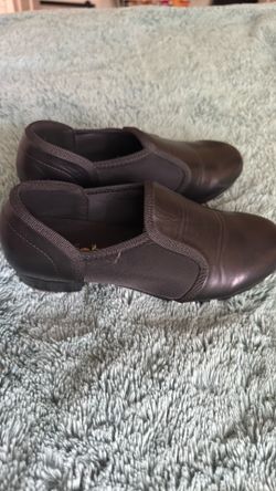 Tap shoes kids Size 5Y