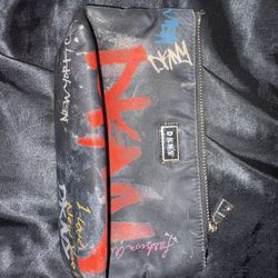 Dkny Makeup Bag