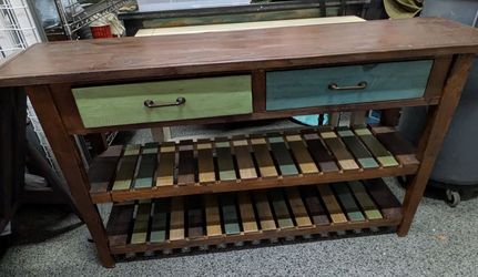 Ashley furniture sofa table. Console table. Entryway table.