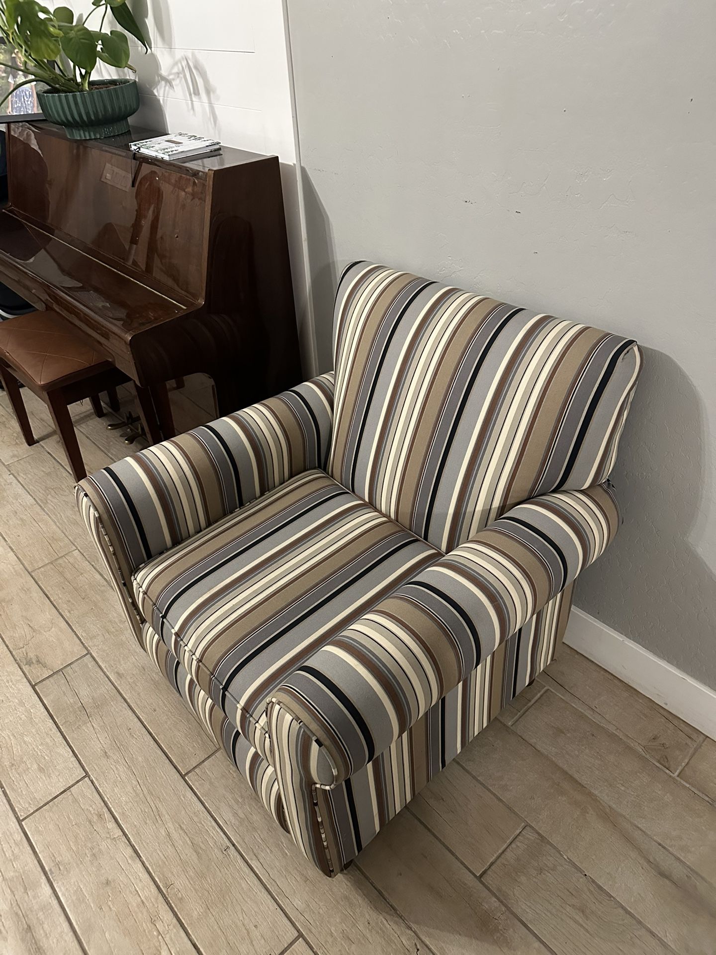 Accent Chair