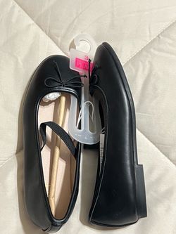 Girls Flat Shoes