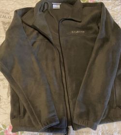 Brand new Columbia sweater Size Xl