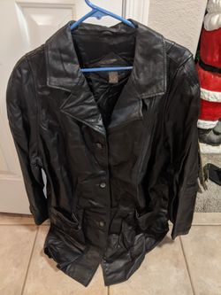 18/20 female leather jacket