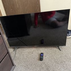 Flat Screen Roku TV – Built-In Streaming!