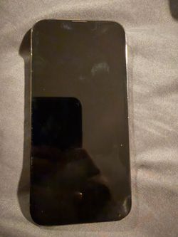 3 iPhones for sale - unlocked