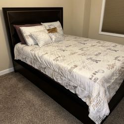 Bedroom set- Queen *OBO*