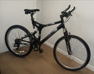 GT  iDrive 5.0 Full Suspension Bike