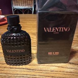 Valentino Coral Fantasy Colonge