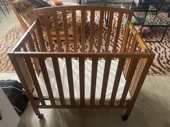 Baby crib