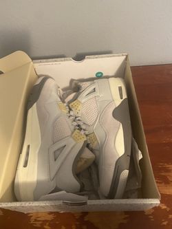 Air Jordan 4 SE