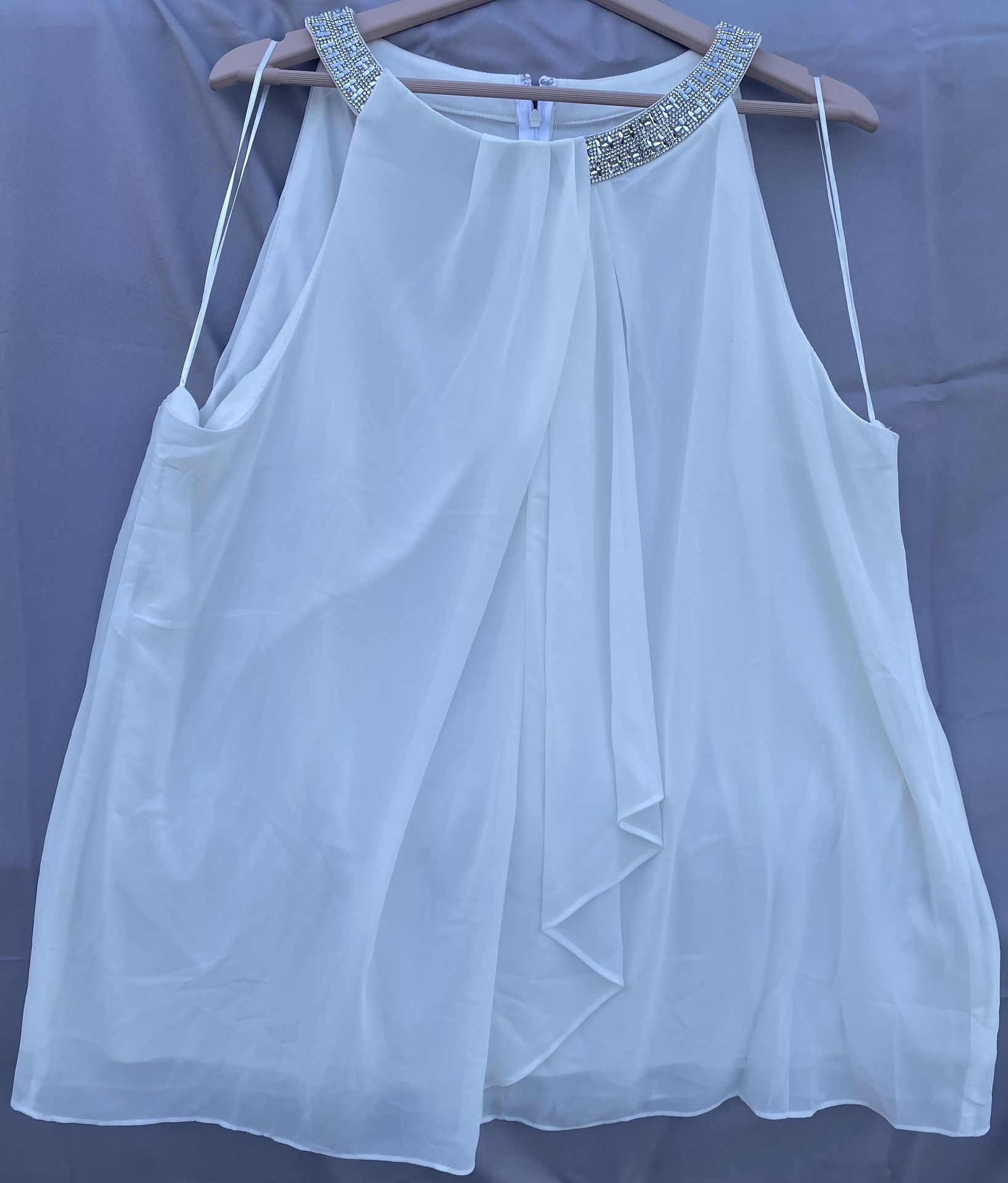 R & M RICHARDS WOMENS PLUS SIZE 2X TUNIC WITH NECK DETAIL BEADS DRESS BLOUSE IVORY 