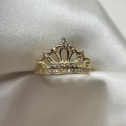 14k Crown Ring 
