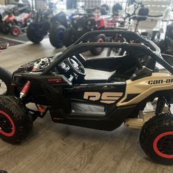 Can-Am Maverick X3 Kids Ride On Buggy 24V 