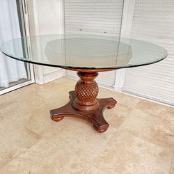 Round Dining Table w/ Palm Design