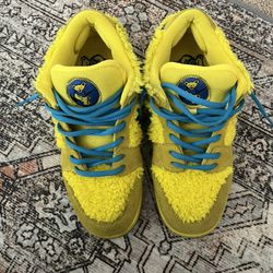 Nike Dunk Low SB x Grateful Dead Yellow Bear Size 8.5