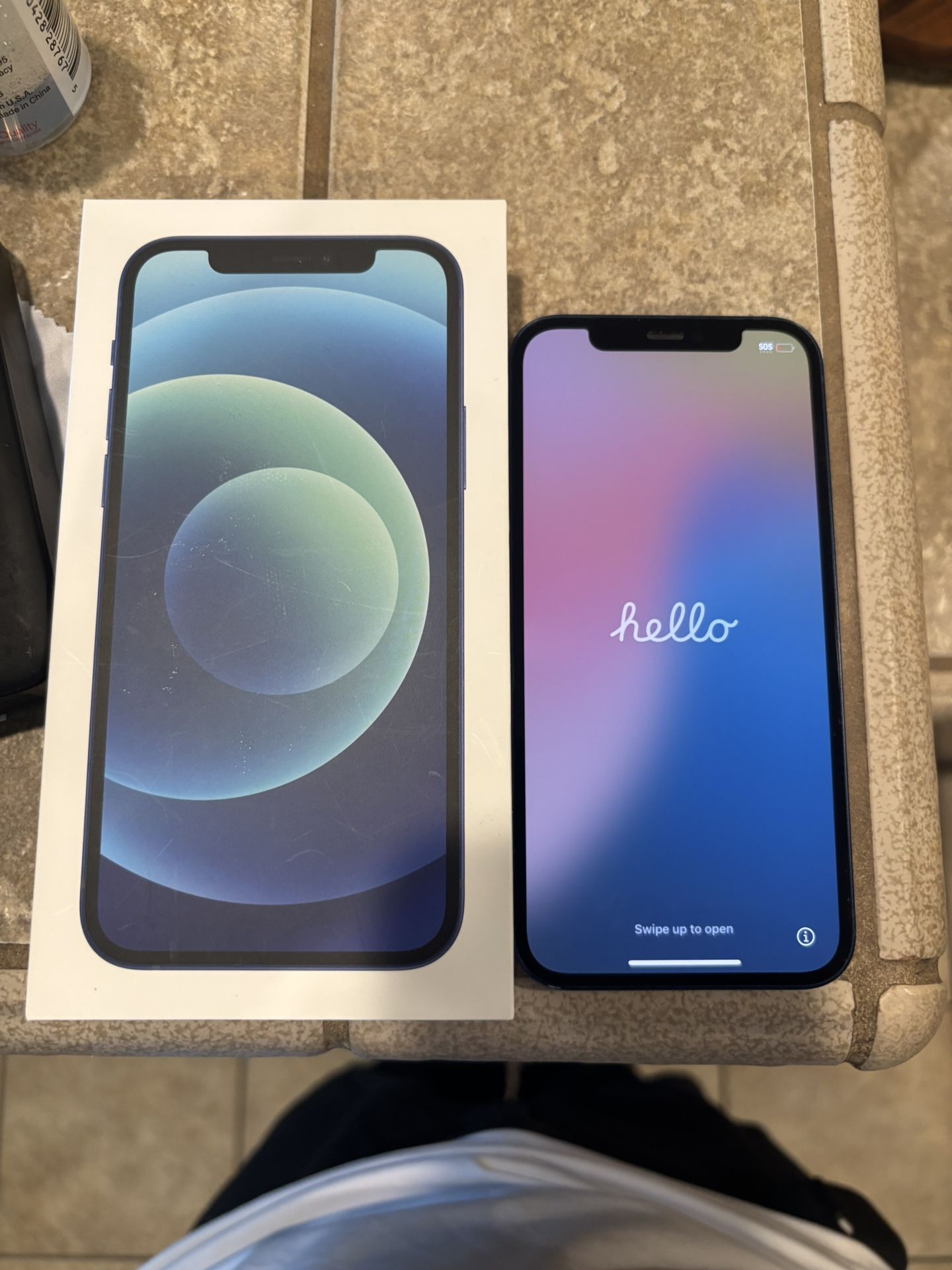iPhone 12 64gb BLUE