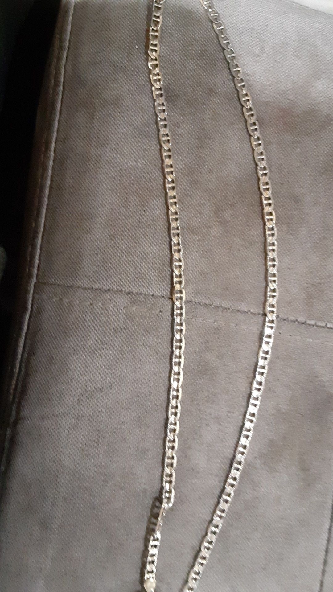 14 k white plated gold chain