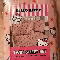 Hello Kitty Bed Sheet