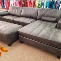 Ashley Sectionals Sofas Couchs with OTTOMANS Nokomis