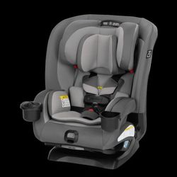 Ever Slim . Safety 1st - 4 in 1 Convertible Car Seat / Infant to age 10