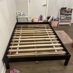 Full Size Bed