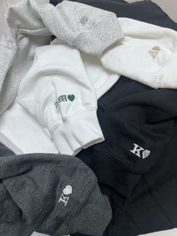 Gilden Sweats And Hoodies -10 Piece-8 Large And 2 XL-New-all Have Flaws or Blemishes-$20 ALL PIECES-sudaderas Nuevas Con Defectos 